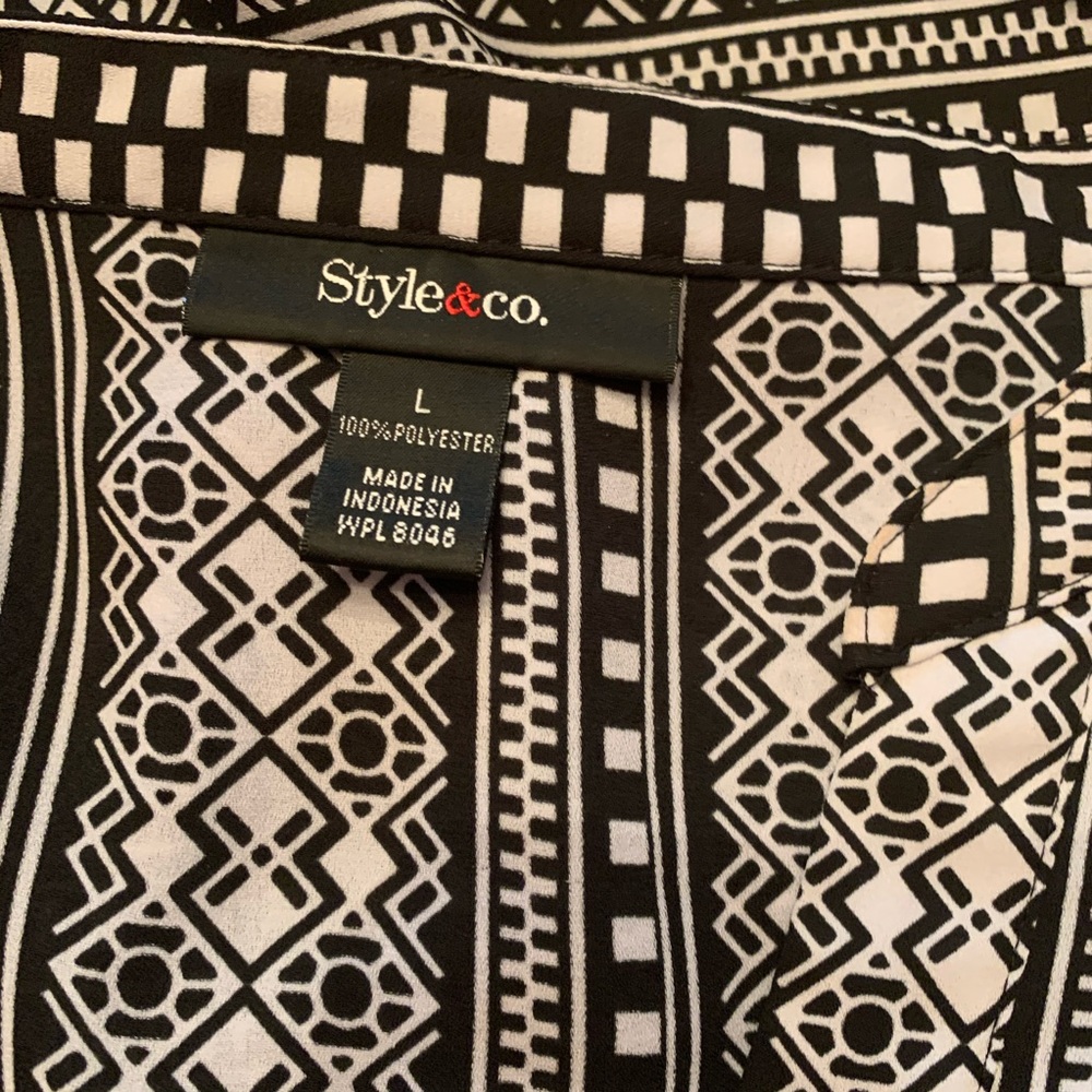 Style & Co. stylish Top Size L - Picture 5 of 5